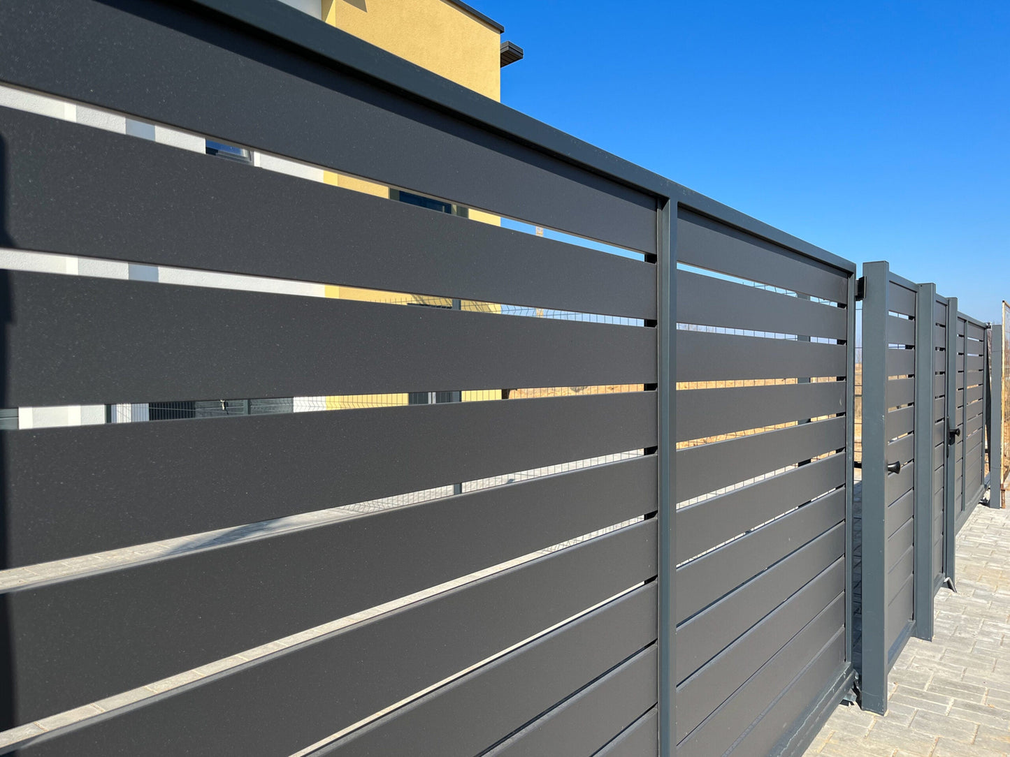 Aluminum Fencing 96″Wx72″H